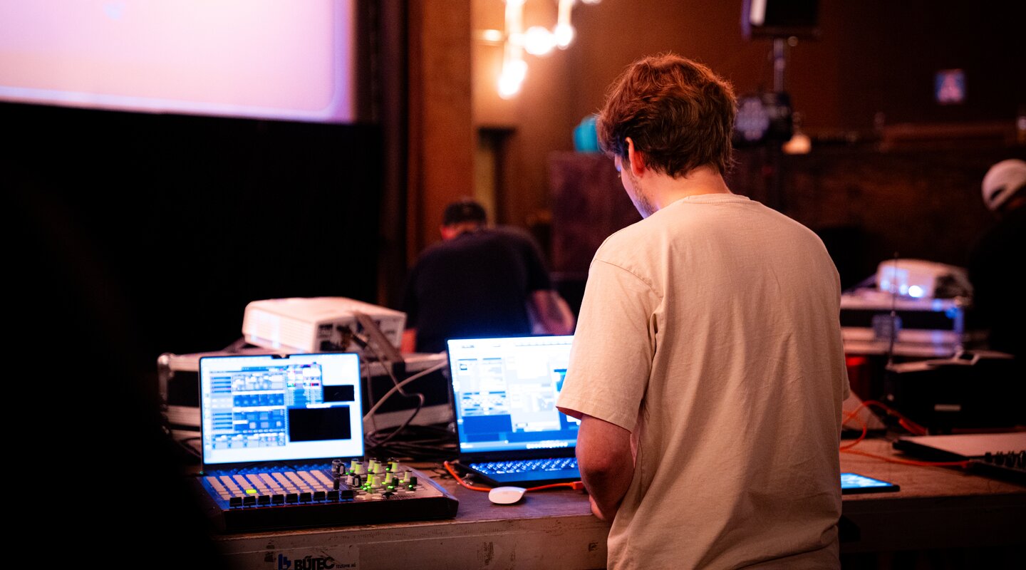 VJ-Battle 2024 ©Johannes Hofmann_03.jpg